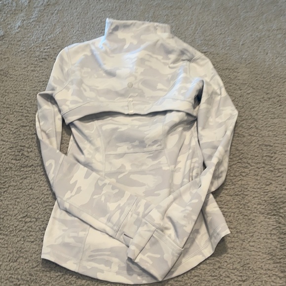Lululemon Define Jacket camo gray and white size 6 - Picture 6 of 8